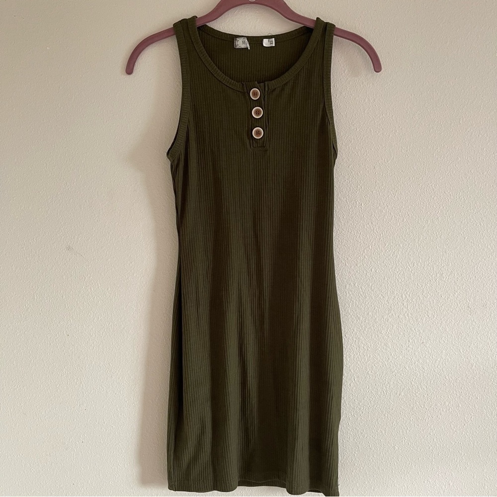 Mslg XS women’s green dress